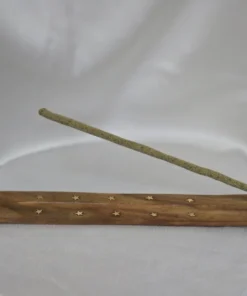 oporte porta incienso de madera con decoración de estrellas doradas