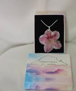 Alternative view of Colgante de Flor de Azalea